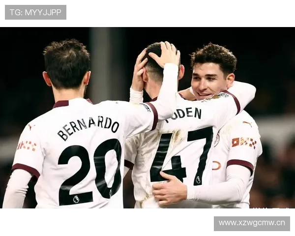 阿尔瓦雷斯与福登：曼城多面手中的战术角色与进攻贡献对比分析